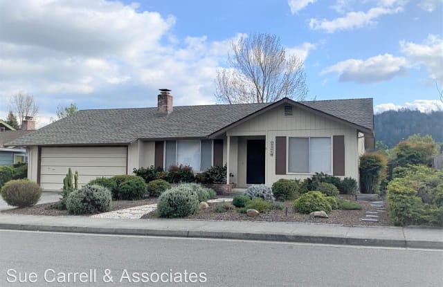 8905 Oak Trail Dr. - 8905 Oak Trail Drive, Santa Rosa, CA 95409