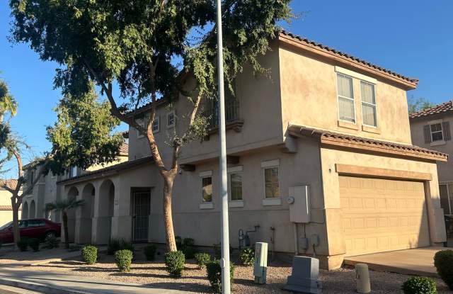 CHANDLER TWO STORY HOME. Gallery 3