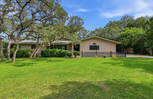 100 FLEETWOOD DR Gallery 4