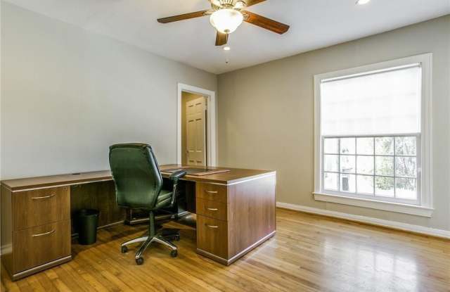 5810 Kenwood Avenue Gallery 4
