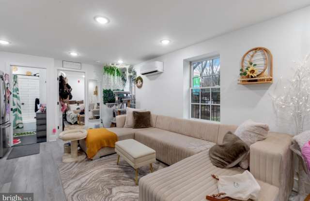 212 CATHARINE Street unit: 2 - 212 Catharine Street, Philadelphia, PA 19147