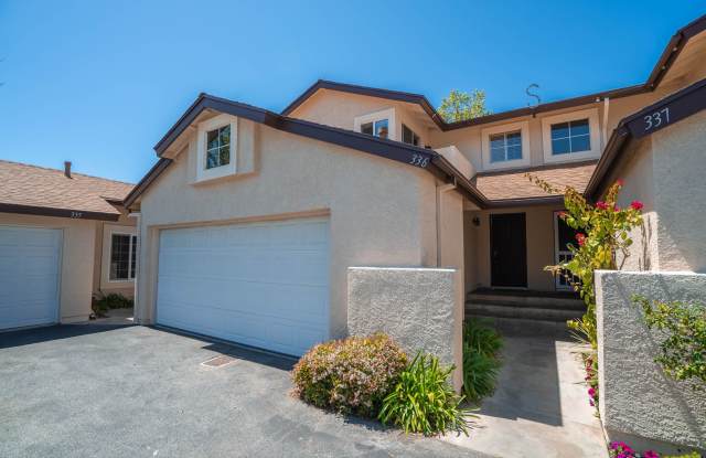 COMING SOON! Mountainview Courtyard Townhome for Rent in Saugus! Gallery 1