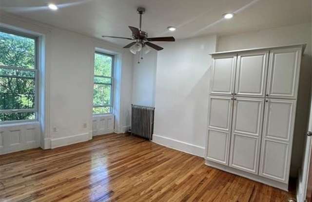 9424 Avenue K Gallery 1