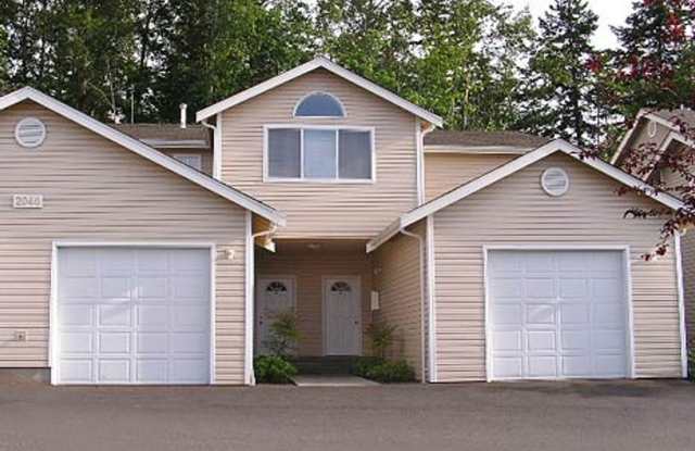3 Bed, 2 Bath Condo with Garage photos photos