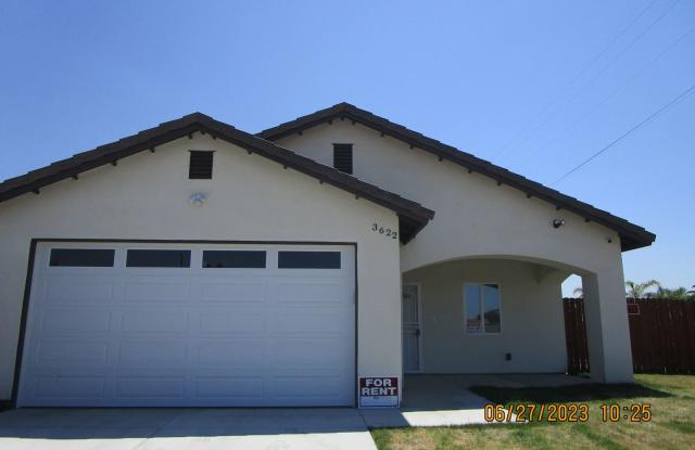 East Bakersfield New Build House -COMING SOON! photos photos