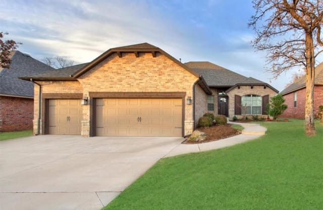 2425 San Marco Lane - 2425 San Marco Lane, Edmond, OK 73034