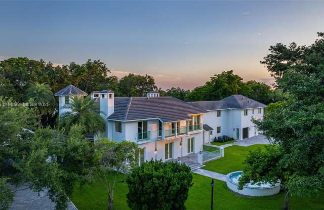 13600 SW 67th Ave - 13600 Southwest 67th Avenue, Palmetto Bay, FL 33158