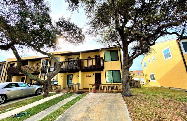 413 Polk Avenue - 413 Polk Avenue, Cape Canaveral, FL 32920