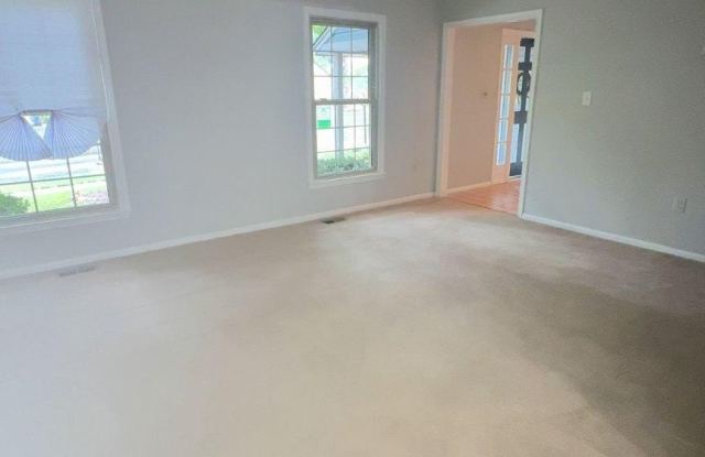 7421 SILVER PINE Drive Gallery 3