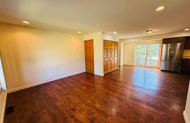 3 Bedroom Bridgeton Home for Rent Gallery 3