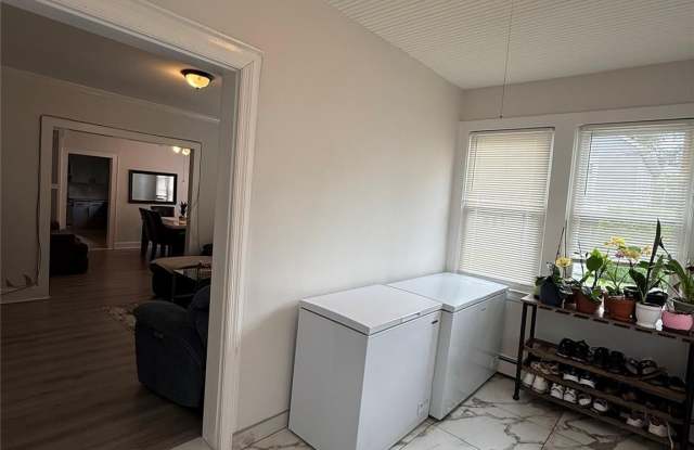 815 Carpenter Place Gallery 4