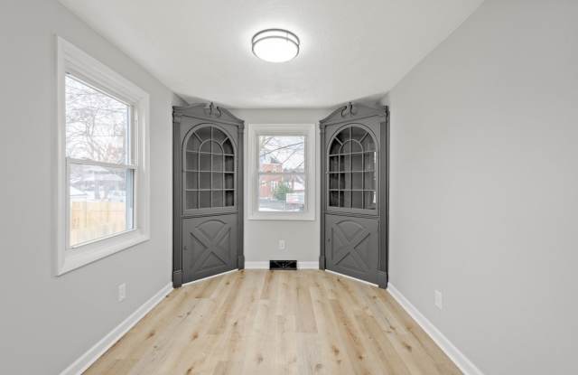 Dazzling 3 bedroom home in Liberty Borough available October 1! Gallery 4