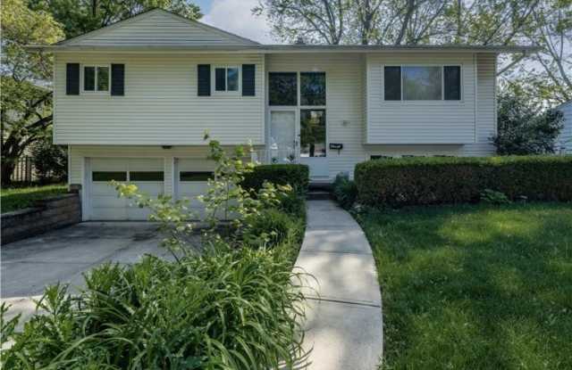 5931 Gareau Drive - 5931 Gareau Drive, North Olmsted, OH 44070