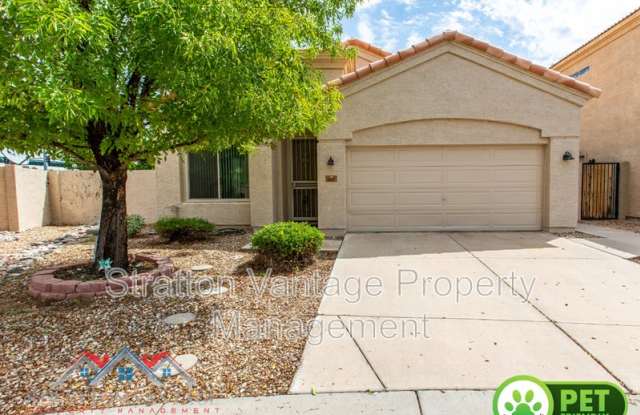 981 N Florence Dr photos photos