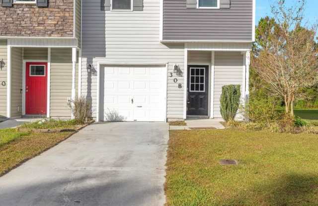 Townhouse For Rent! Rebated Application Fees with Approved Applicant! photos photos