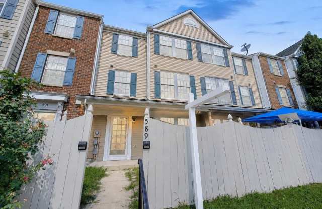 589 BOYSENBERRY Lane Gallery 1