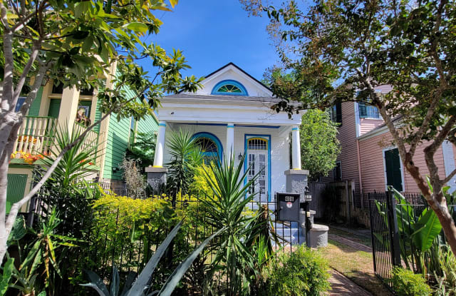 406 Elmira Avenue - 406 Elmira Avenue, New Orleans, LA 70114