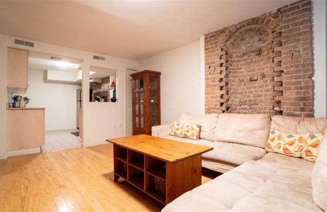 517 MANILA AVE - 517 Manila Ave, Jersey City, NJ 07302