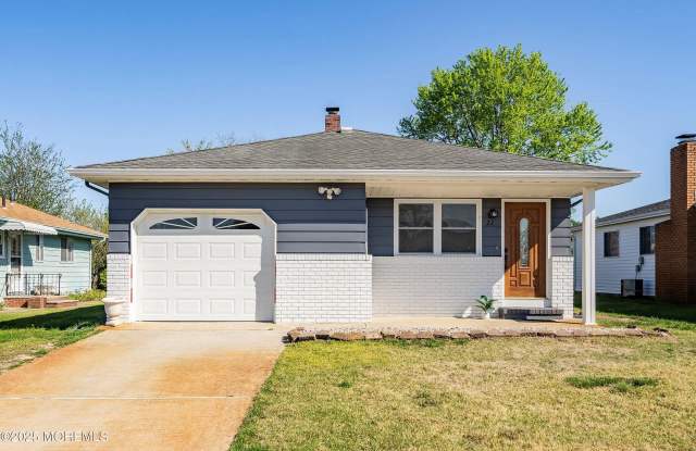 22 Saint Kitts Dr - 22 Saint Kitts Drive, Holiday City-Berkeley, NJ 08757