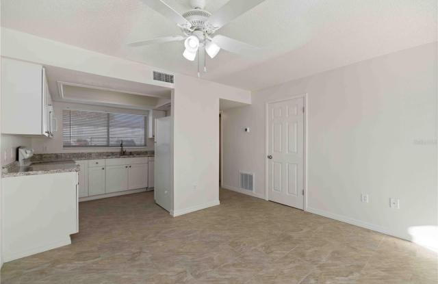 3569 BEE RIDGE Gallery 4