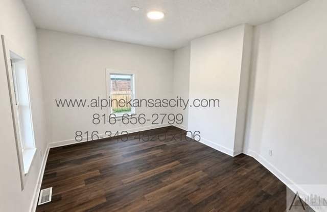 608 South Crysler Avenue Gallery 2