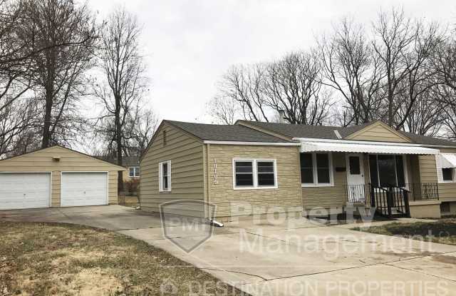 10106 E 79th St - 10106 East 79th Street, Raytown, MO 64138