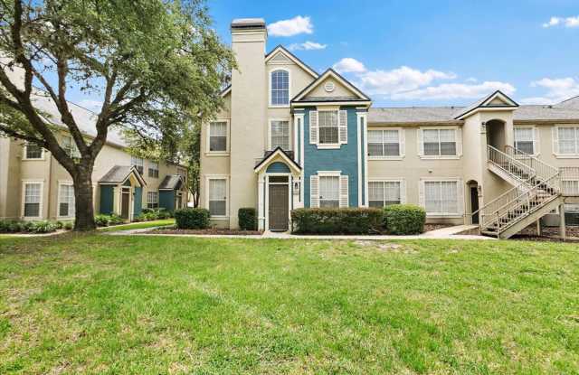 Highly desired Bishops Court Community condo! Gallery 1