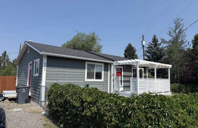 803 Oregon Street - B photos photos