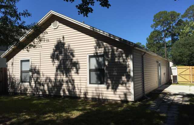 1841 YUKON CT Gallery 2