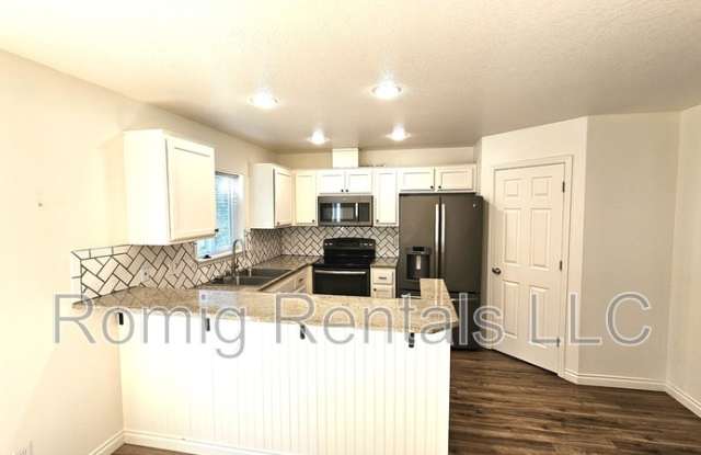 1817 Northeast 88th Circle Gallery 3