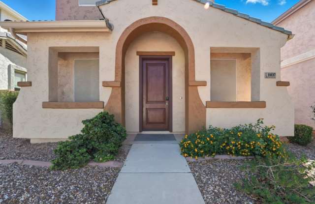 Stunning 3-bedroom, 2.5-bathroom home in the heart of Mesa, AZ *RENT SPECIAL* - 10037 East Isleta Avenue, Mesa, AZ 85209