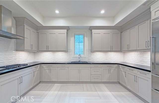 52 Egret Gallery 3