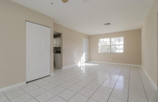 1450 Deltona Boulevard Gallery 3
