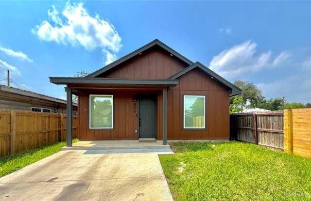808 E Evans Avenue photos photos