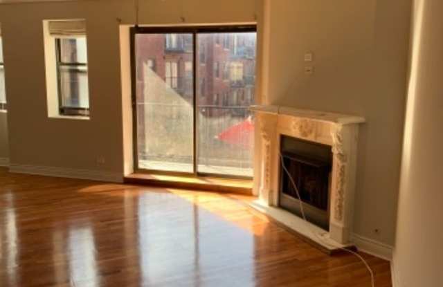 4631 S Drexel Ave 2W Gallery 2