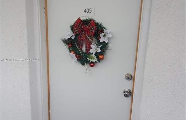 1801 S Treasure Dr photos photos