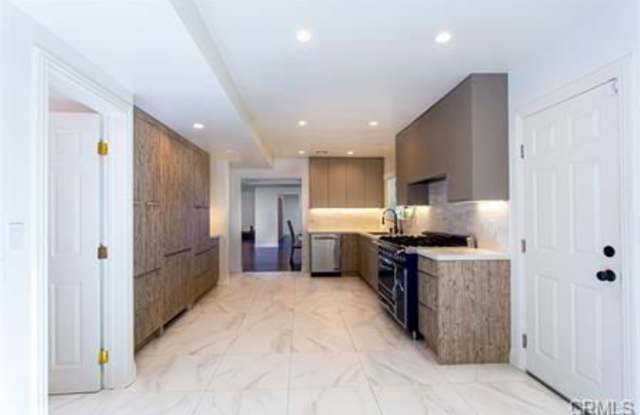 3445 Caribeth Drive - 3445 Caribeth Drive, Los Angeles, CA 91436