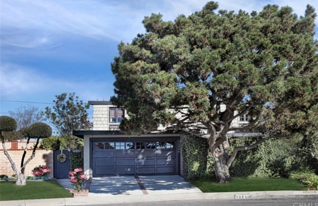 1886 Parkcrest Drive - 1886 Parkcrest Drive, Costa Mesa, CA 92627
