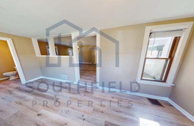 6234 Montgomery Road Gallery 2