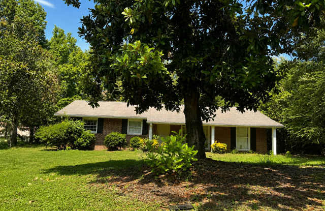 Comfortable Living in a Well‑Connected Columbus Neighborhood Gallery 3