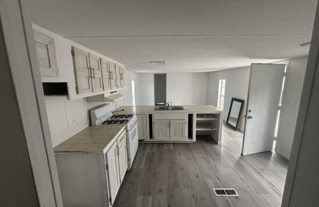 3520 Lum Avenue photos photos