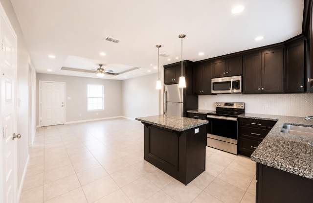 205 Teak Dr photos photos