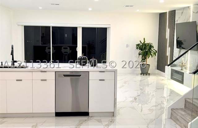 9395 Boca River Cir Gallery 3