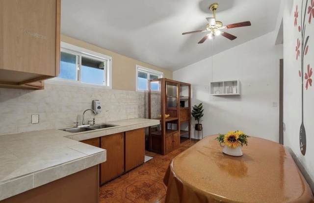 47 Nano Street photos photos