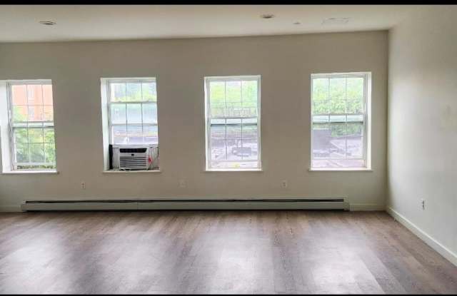 668 Snediker Avenue photos photos