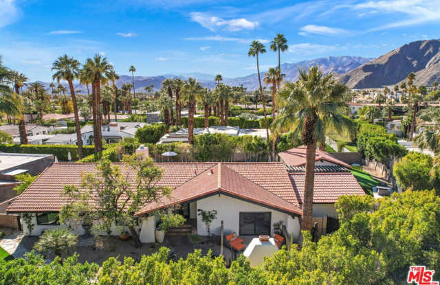 327 E Via Altamira - 327 East Vía Altamira, Palm Springs, CA 92262