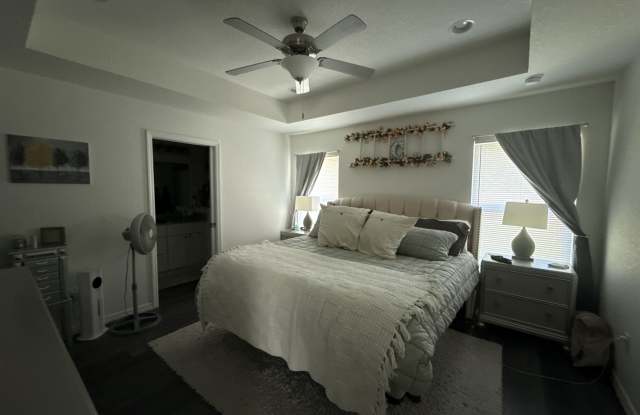 181 Bay Road Gallery 4