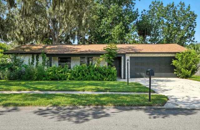 Beautiful 3 Bedroom House in Quiet Port Orange Neighborhood - 3722 Paige Street, Port Orange, FL 32129 Beautiful 3 Bedroom House in Quiet Port Orange Neighborhood - 3722 Paige Street, Port Orange, FL 32129