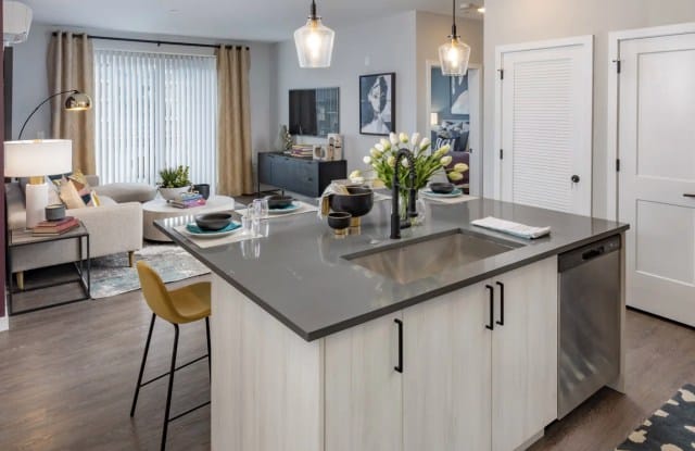 2 Lexington Court Unit C11 Gallery 3