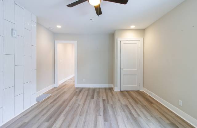 3421 Carrollton Avenue Gallery 4